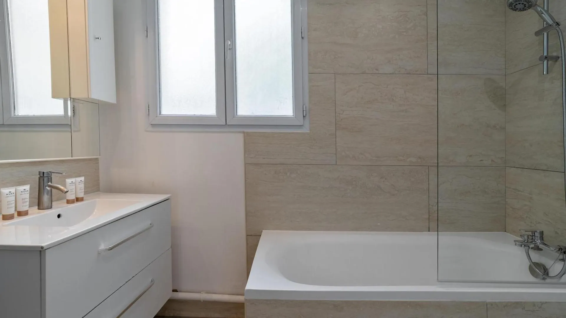 Apartment Near Porte De Versailles Parigi